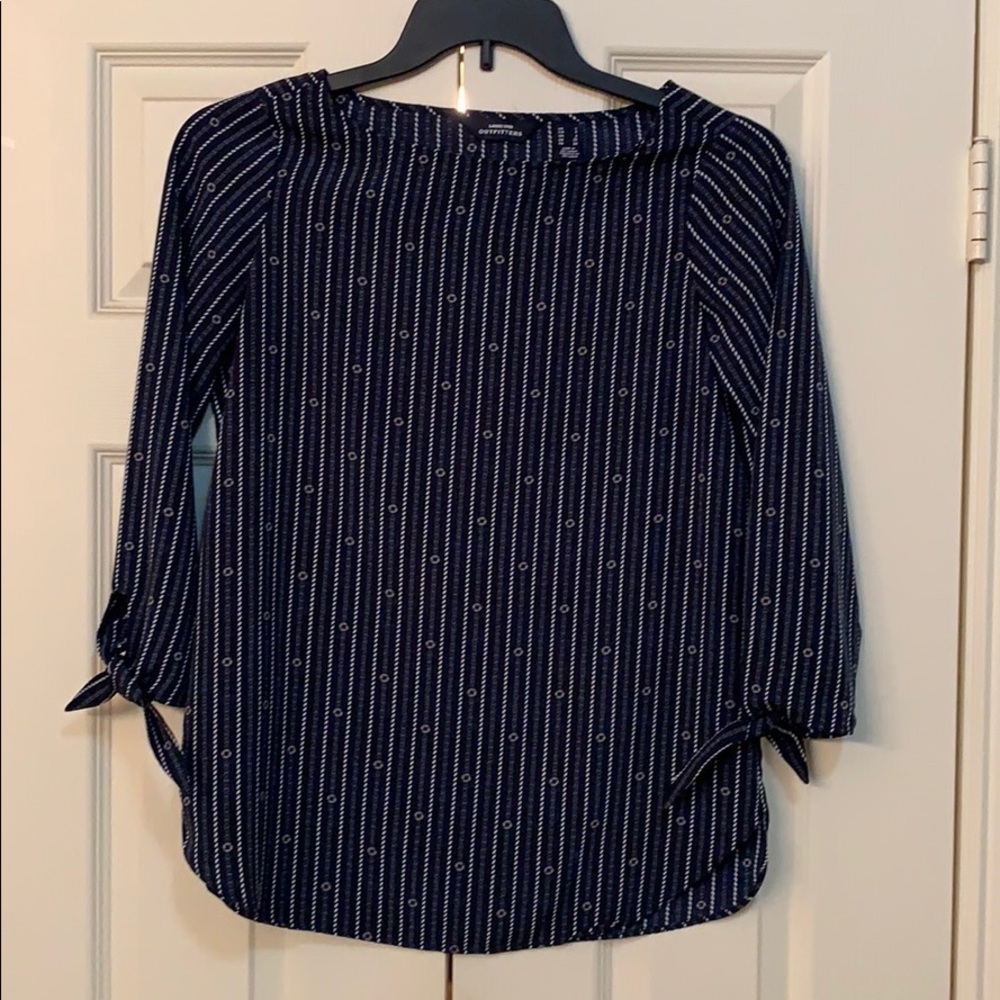White, navy, gray with gray chase octagons